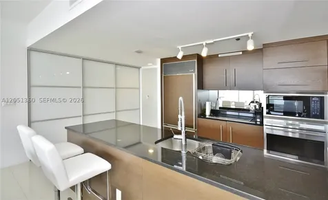 465 Brickell Avenue Miami FL 33131