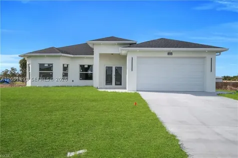 2909 63rd Street W Lehigh Acres FL 33971