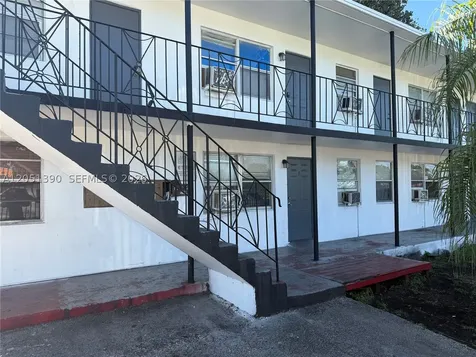 1306 NW 61st Street Miami FL 33142