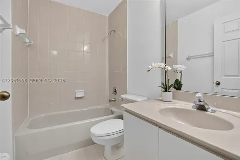 14147 N Forest Oak Circle Davie FL 33325