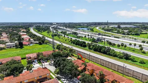 14147 N Forest Oak Circle Davie FL 33325