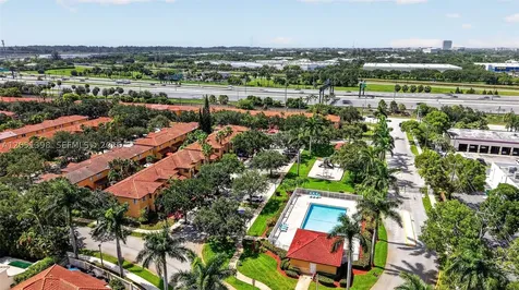 14147 N Forest Oak Circle Davie FL 33325