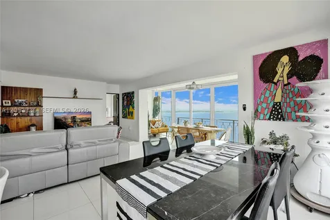 11111 Biscayne Boulevard Miami FL 33181