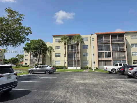 1820 SW 81st Avenue North Lauderdale FL 33068