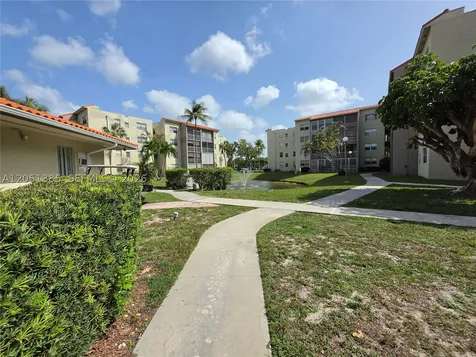 1820 SW 81st Avenue North Lauderdale FL 33068