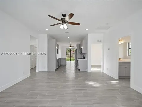 141 W 16th Street Riviera Beach FL 33404