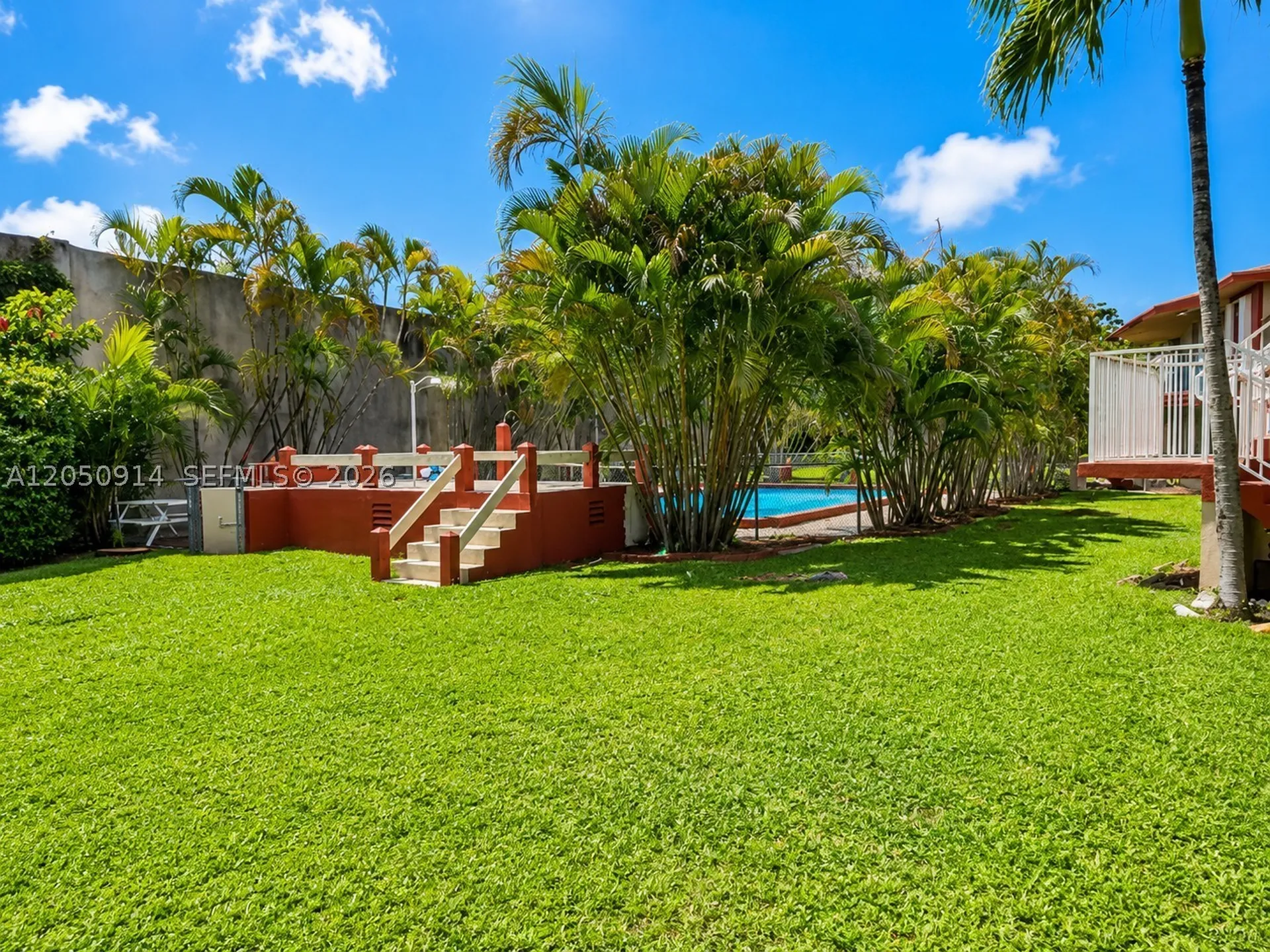 Hollywood FL 33020