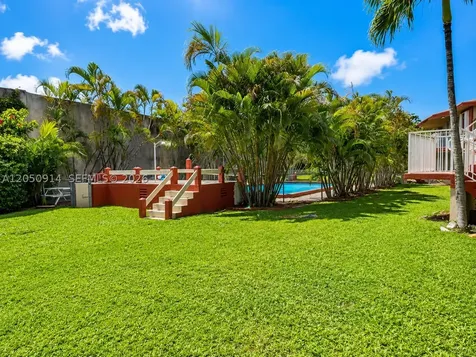 Hollywood FL 33020