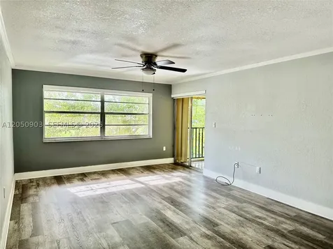 15430 SW 82 Lane Miami FL 33193
