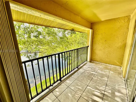 15430 SW 82 Lane Miami FL 33193