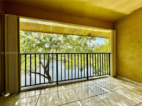 15430 SW 82 Lane Miami FL 33193