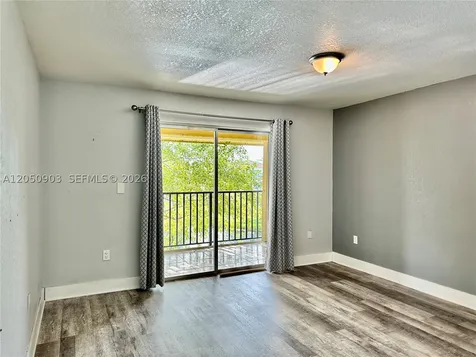 15430 SW 82 Lane Miami FL 33193