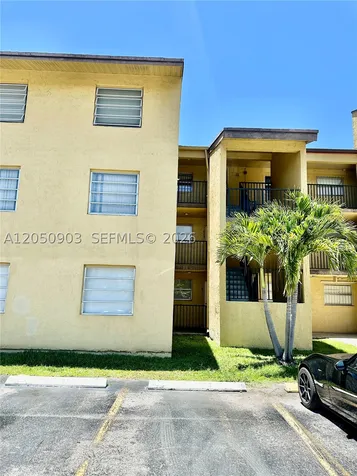 15430 SW 82 Lane Miami FL 33193