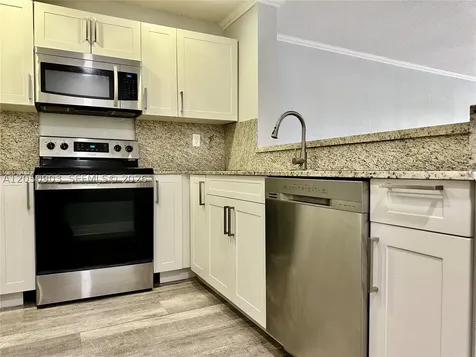15430 SW 82 Lane Miami FL 33193