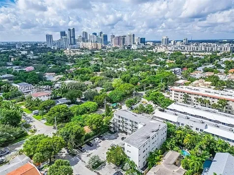 609 NE 13th Avenue Fort Lauderdale FL 33304