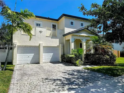 215 NE 32nd Terrace Homestead FL 33033