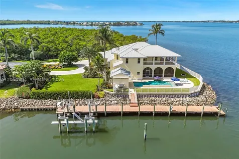 4105 NE Rigels Cove Way Jensen Beach FL 34957