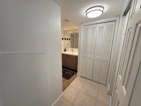 18081 Biscayne Boulevard Aventura FL 33160