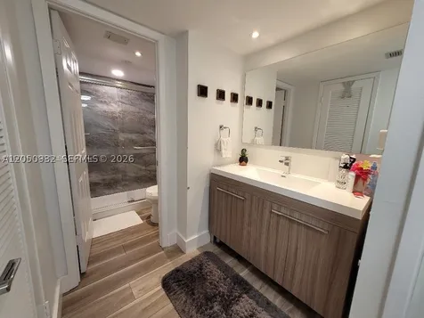 18081 Biscayne Boulevard Aventura FL 33160
