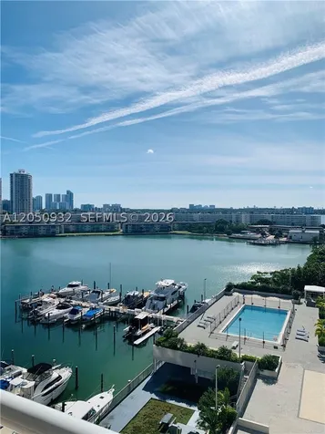 18081 Biscayne Boulevard Aventura FL 33160