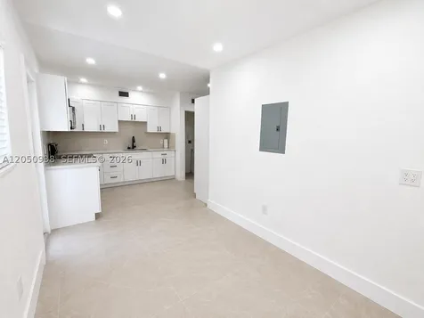 7239 NW 3rd Street Miami FL 33126