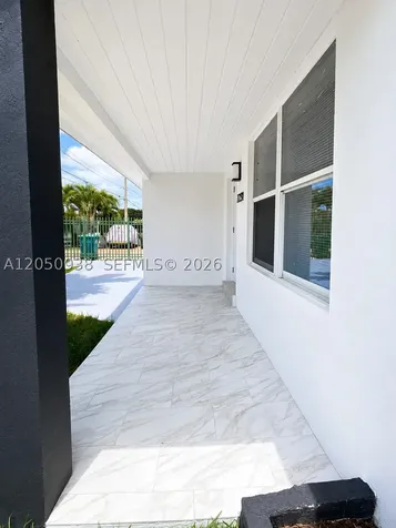 7239 NW 3rd Street Miami FL 33126