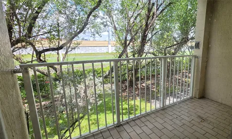 5670 NW 116th Avenue Doral FL 33178