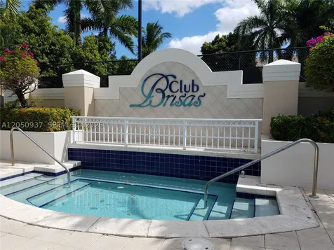 5670 NW 116th Avenue Doral FL 33178