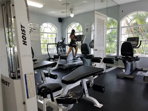 5670 NW 116th Avenue Doral FL 33178