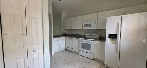 5670 NW 116th Avenue Doral FL 33178