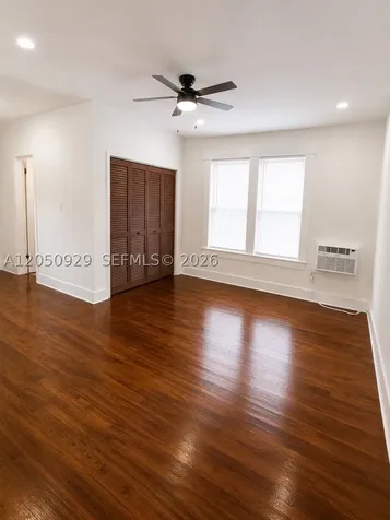 1319 Meridian Avenue Miami Beach FL 33139