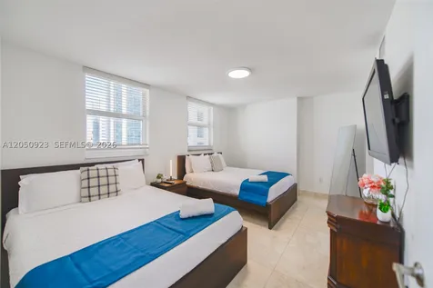 1200 Brickell Bay Drive Miami FL 33131