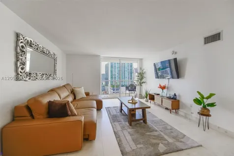 1200 Brickell Bay Drive Miami FL 33131