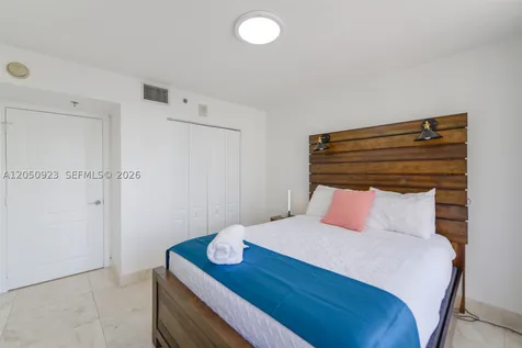 1200 Brickell Bay Drive Miami FL 33131
