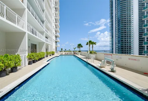 1200 Brickell Bay Drive Miami FL 33131