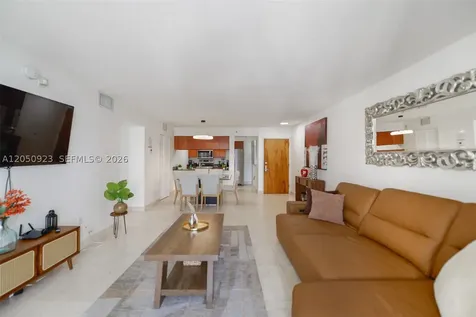 1200 Brickell Bay Drive Miami FL 33131
