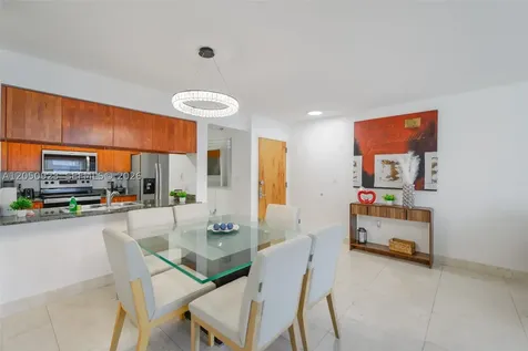 1200 Brickell Bay Drive Miami FL 33131