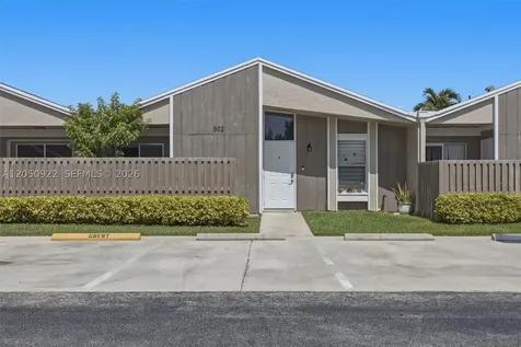 502 Woodgate Circle Sunrise FL 33326