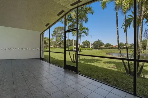 502 Woodgate Circle Sunrise FL 33326