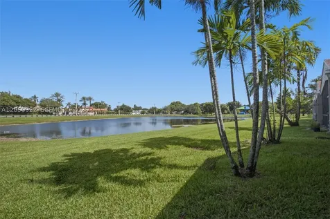 502 Woodgate Circle Sunrise FL 33326