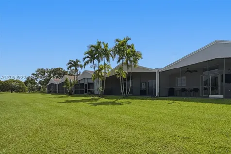502 Woodgate Circle Sunrise FL 33326