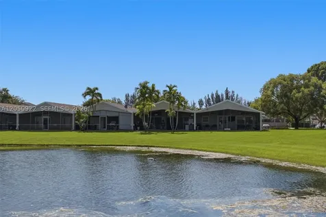 502 Woodgate Circle Sunrise FL 33326