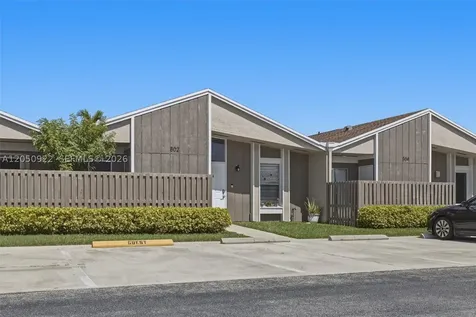 502 Woodgate Circle Sunrise FL 33326