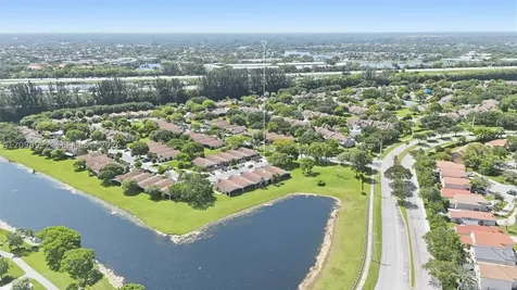 502 Woodgate Circle Sunrise FL 33326