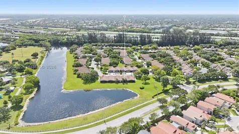 502 Woodgate Circle Sunrise FL 33326