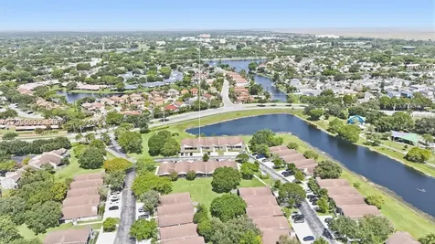 502 Woodgate Circle Sunrise FL 33326