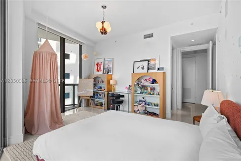 3250 NE 188th Street Aventura FL 33180