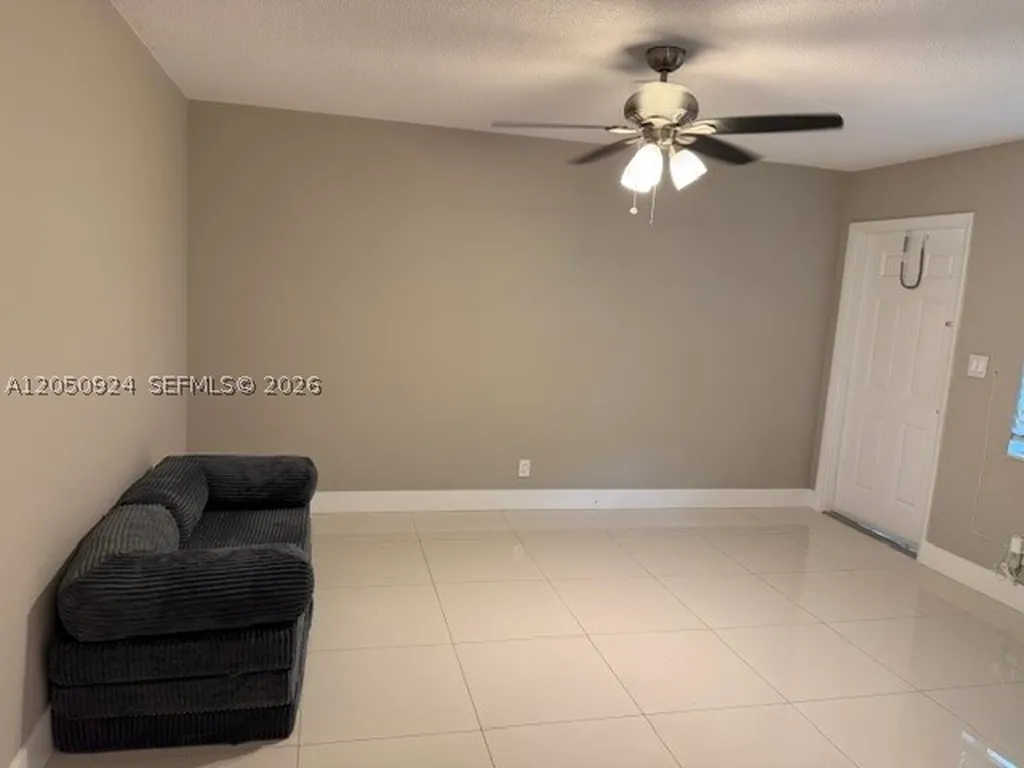 1859 Wiley Street Hollywood FL 33020
