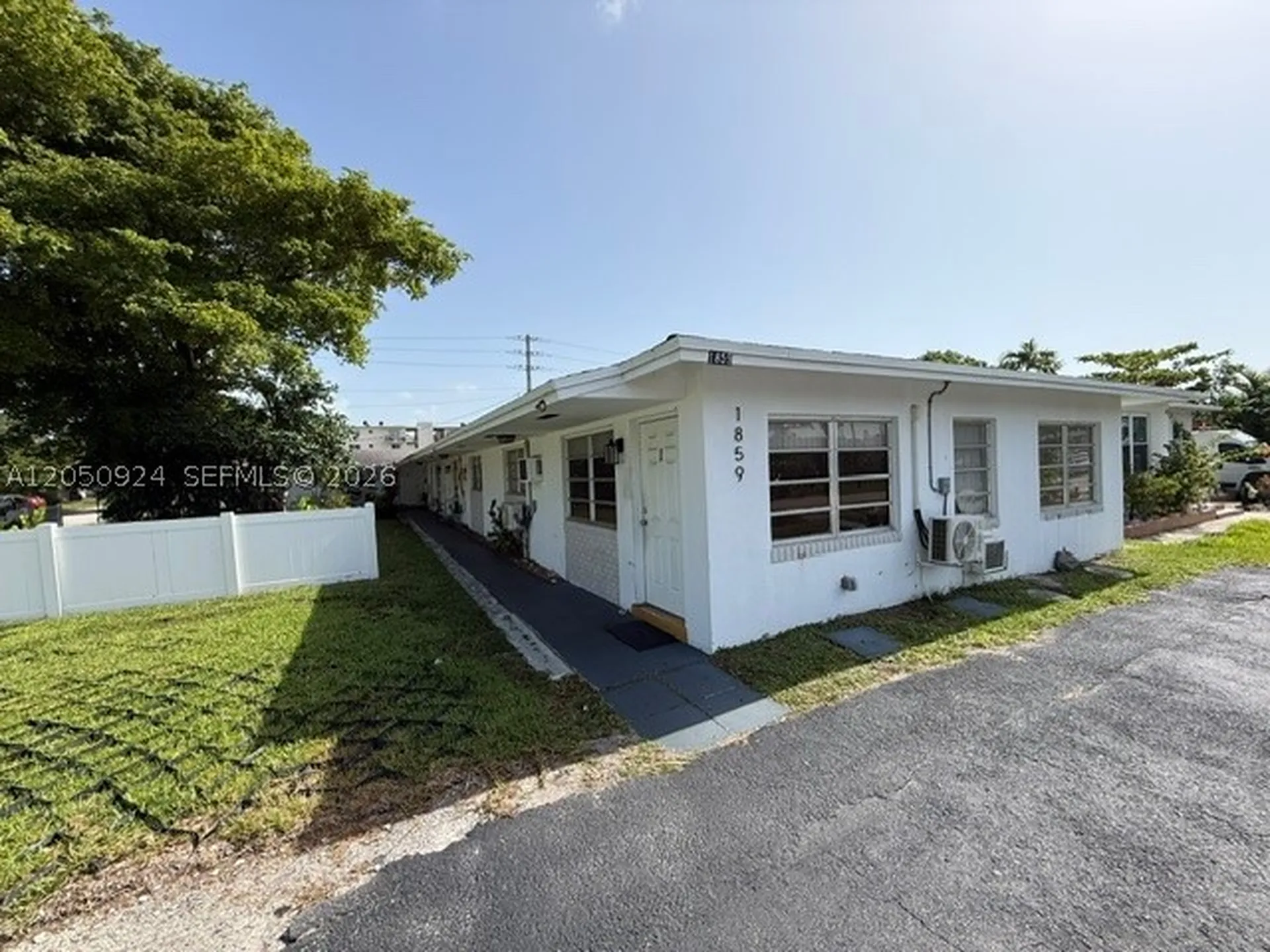 1859 Wiley Street Hollywood FL 33020