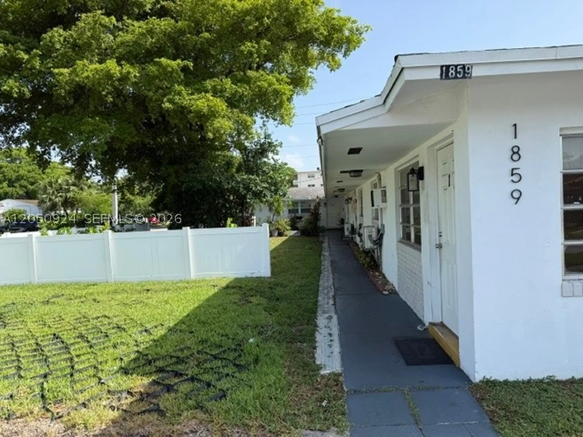 1859 Wiley Street Hollywood FL 33020